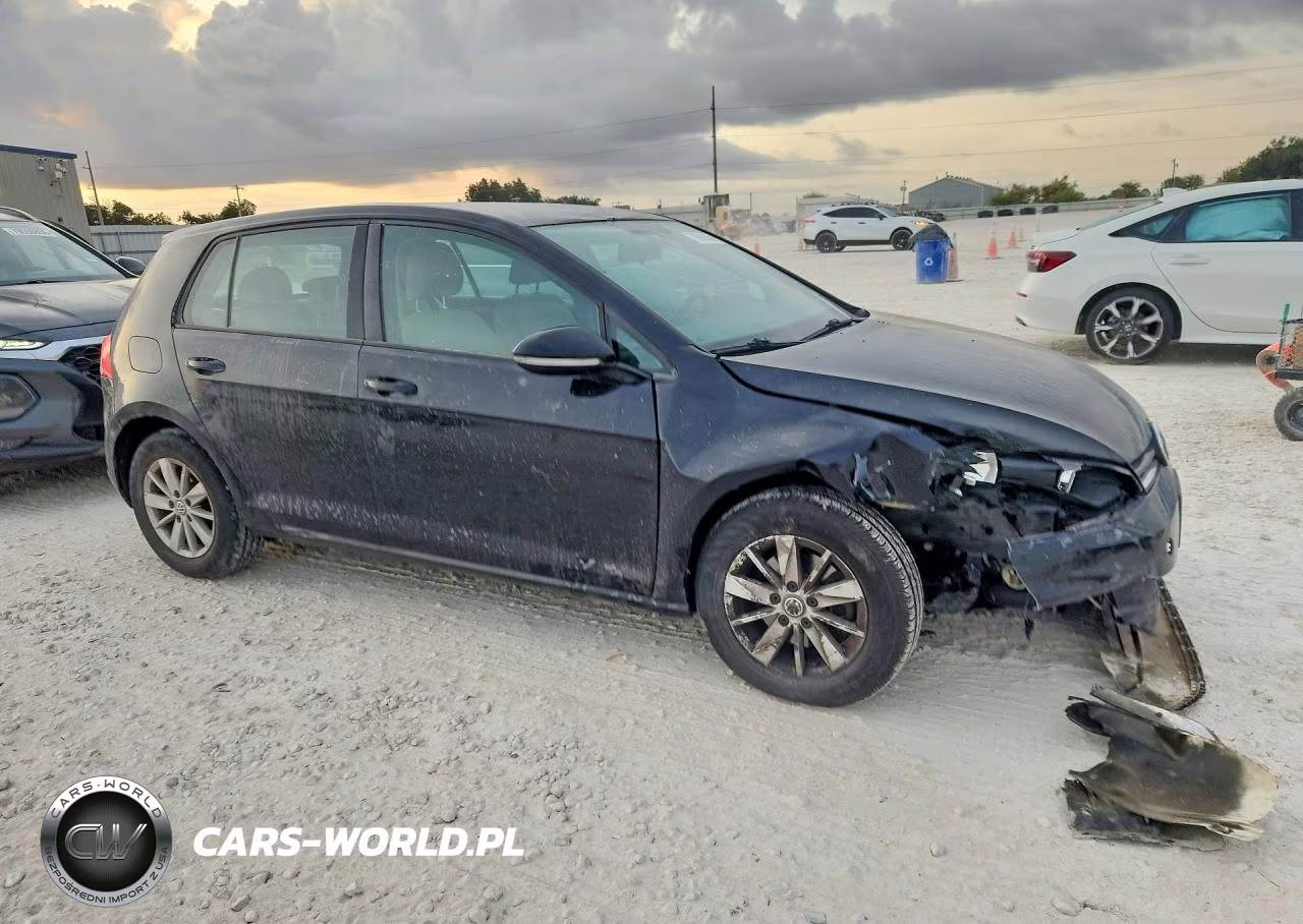 2017 Volkswagen Golf S VIN:3VW217AUXHM048031 - 4