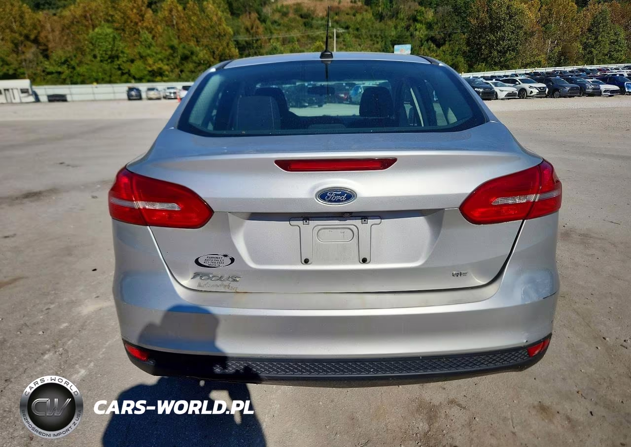 2017 Ford Focus Se VIN:1FADP3F23HL313292 - 6