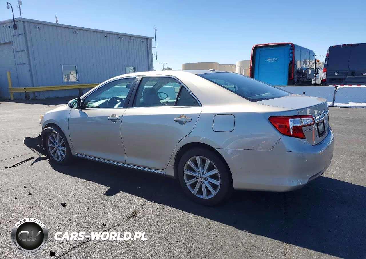 2014 Toyota Camry Xle VIN:4T4BF1FK2ER401752 - 2