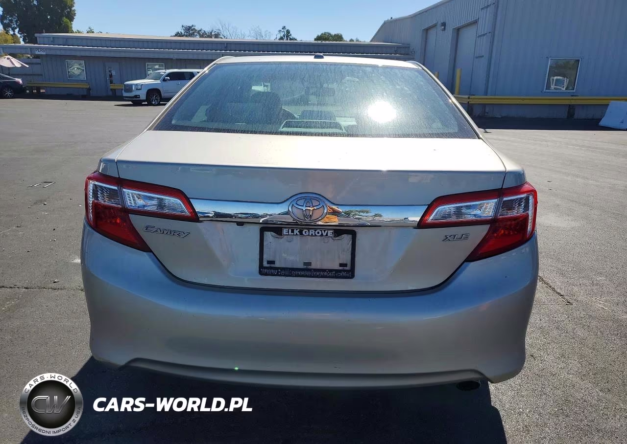 2014 Toyota Camry Xle VIN:4T4BF1FK2ER401752 - 6