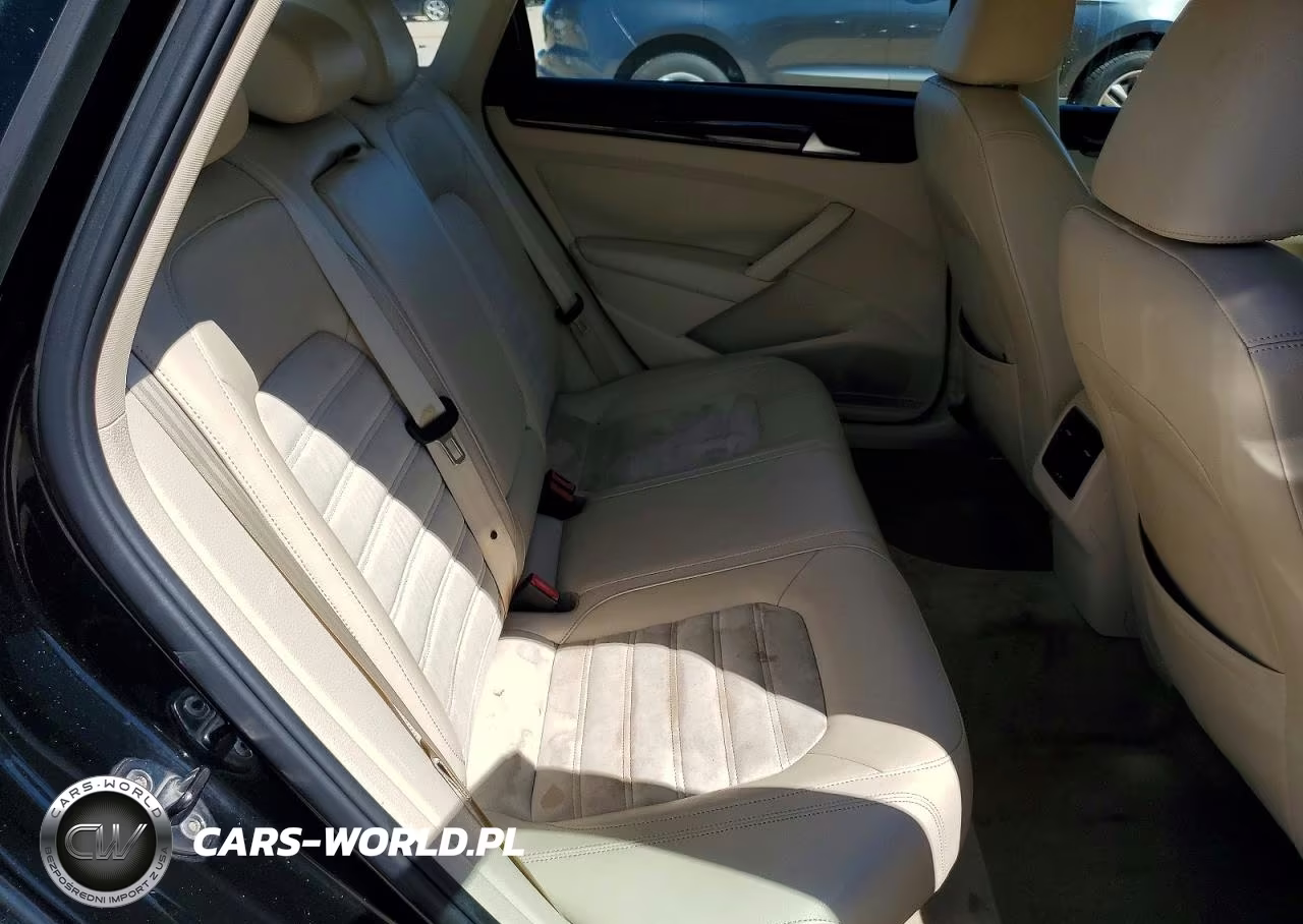 2014 Volkswagen Passat Sel VIN:1VWCS7A32EC112942 - 10