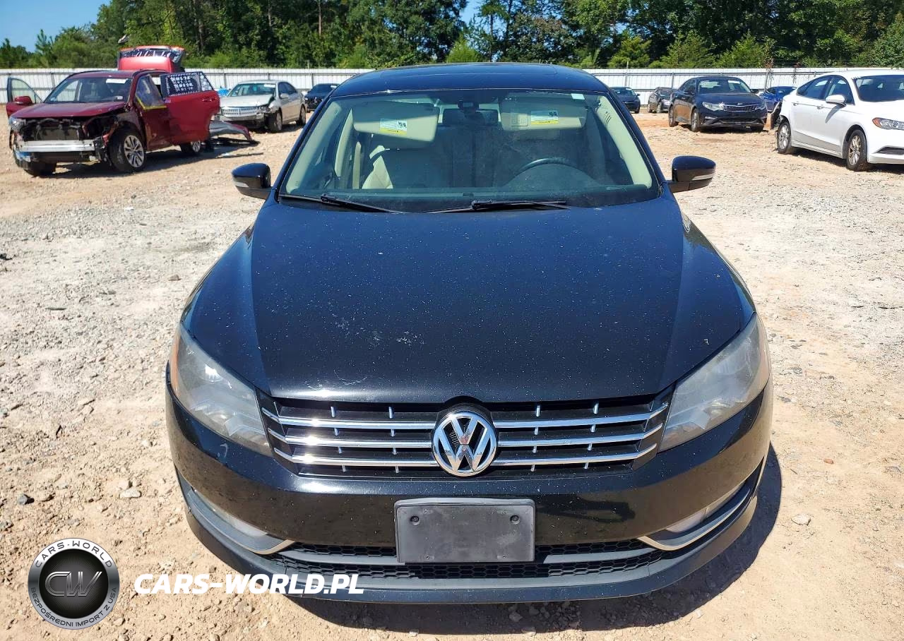 2014 Volkswagen Passat Sel VIN:1VWCS7A32EC112942 - 5