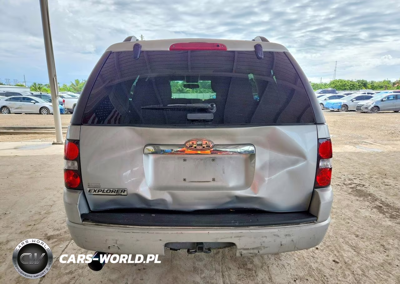 2010 Ford Explorer Xlt VIN:1FMEU6DE7AUA37071 - 6