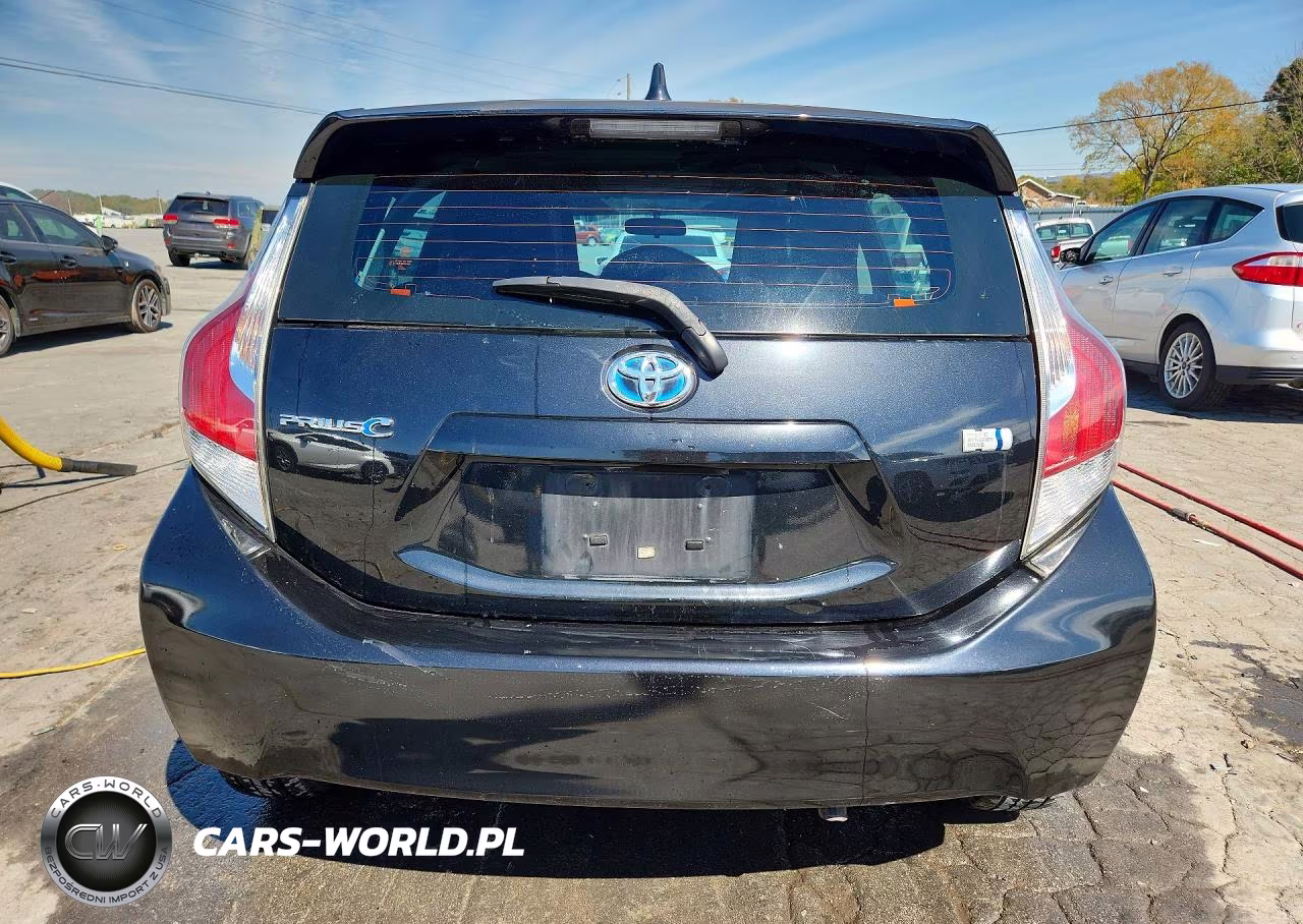 2015 Toyota Prius C One VIN:JTDKDTB35F1101494 - 6