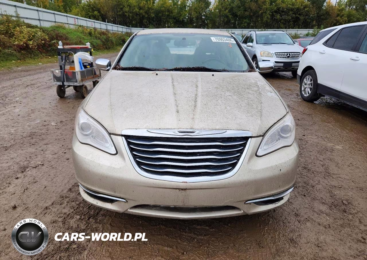 2013 Chrysler 200 Limited VIN:1C3CCBCG9DN574232 - 5