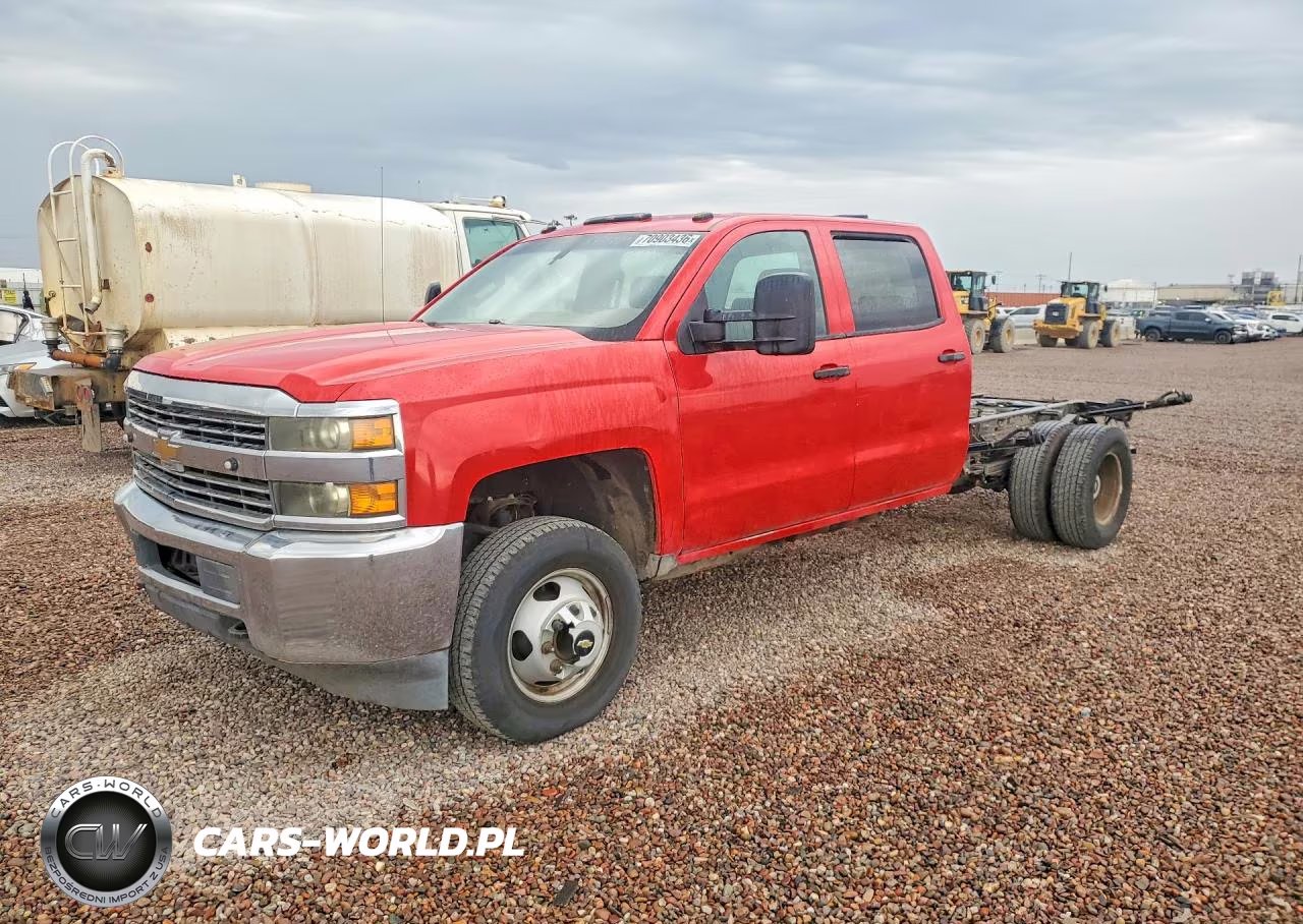 2015 Chevrolet Silverado C3500 VIN:1GB4CYCG6FF175833 - 1