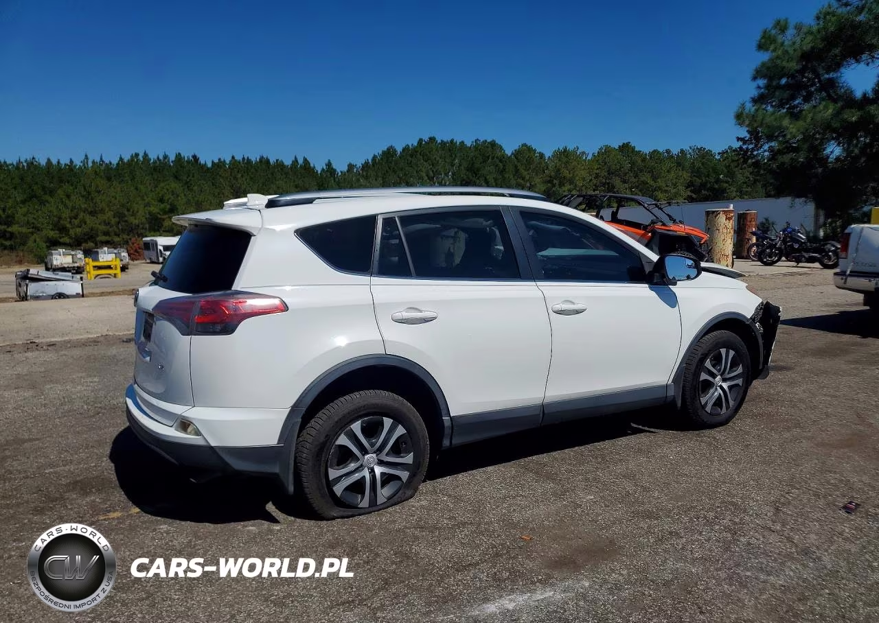 2017 Toyota Rav4 Le VIN:JTMZFREV8HJ714429 - 3