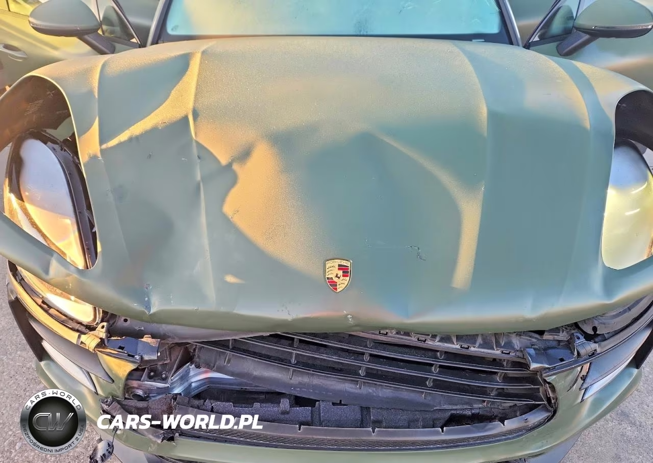 2020 Porsche Macan VIN:WP1AA2A5XLLB06755 - 12