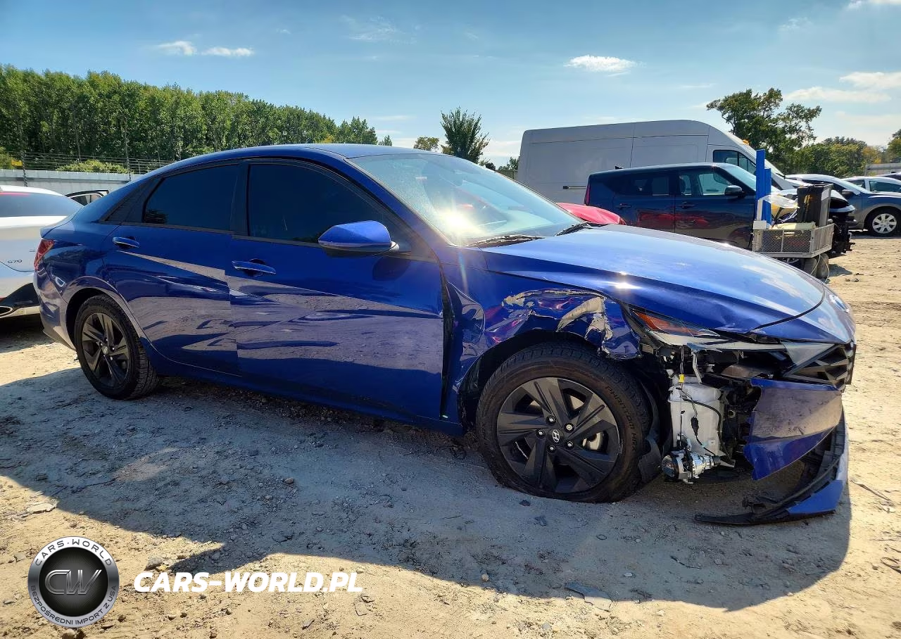 2021 Hyundai Elantra Sel VIN:5NPLM4AG8MH041361 - 4