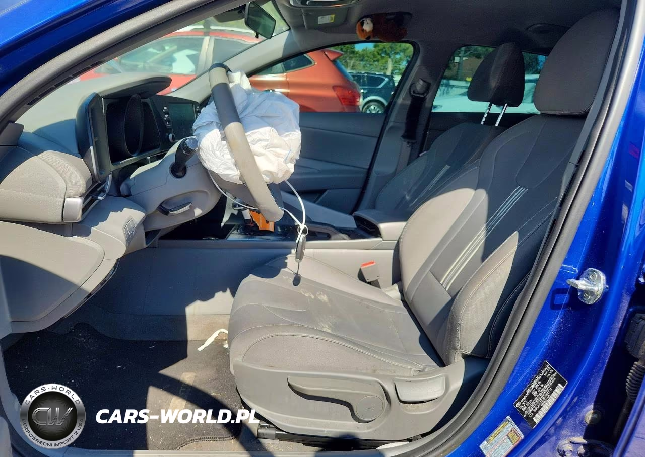 2021 Hyundai Elantra Sel VIN:5NPLM4AG8MH041361 - 7