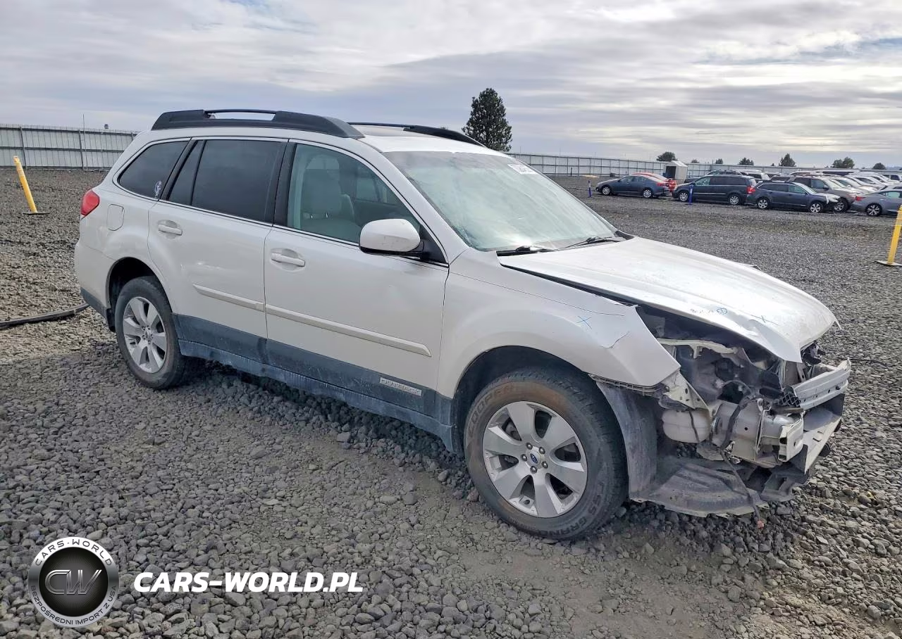2012 Subaru Outback 3.6R Limited VIN:4S4BRDKCXC2220411 - 4