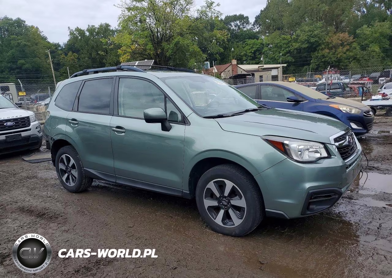 2017 Subaru Forester 2.5I Premium VIN:JF2SJAEC7HH536473 - 4