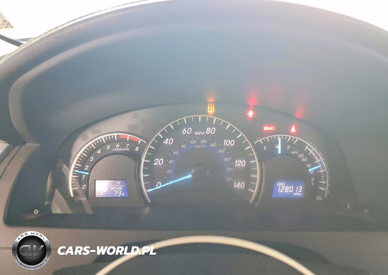 2012 Toyota Camry Xle VIN:4T4BF1FK5CR182976 - 9