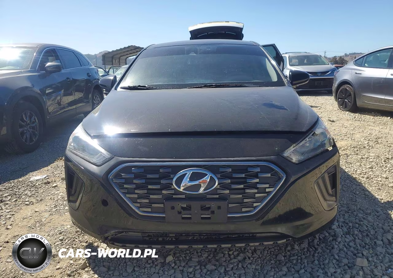 2020 Hyundai Ioniq Blue VIN:KMHC65LC6LU226311 - 5