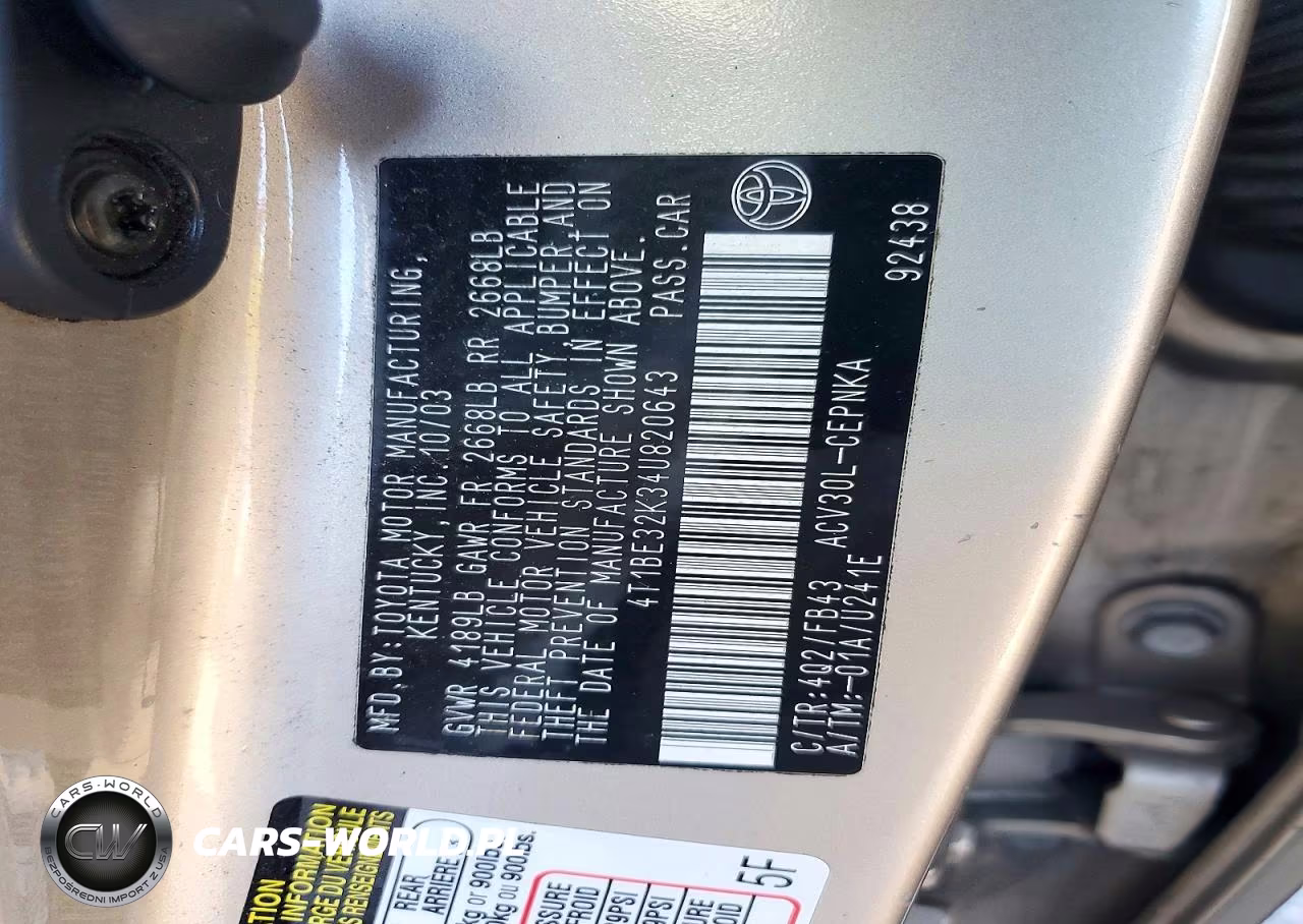 2004 Toyota Camry Le VIN:4T1BE32K34U820643 - 12
