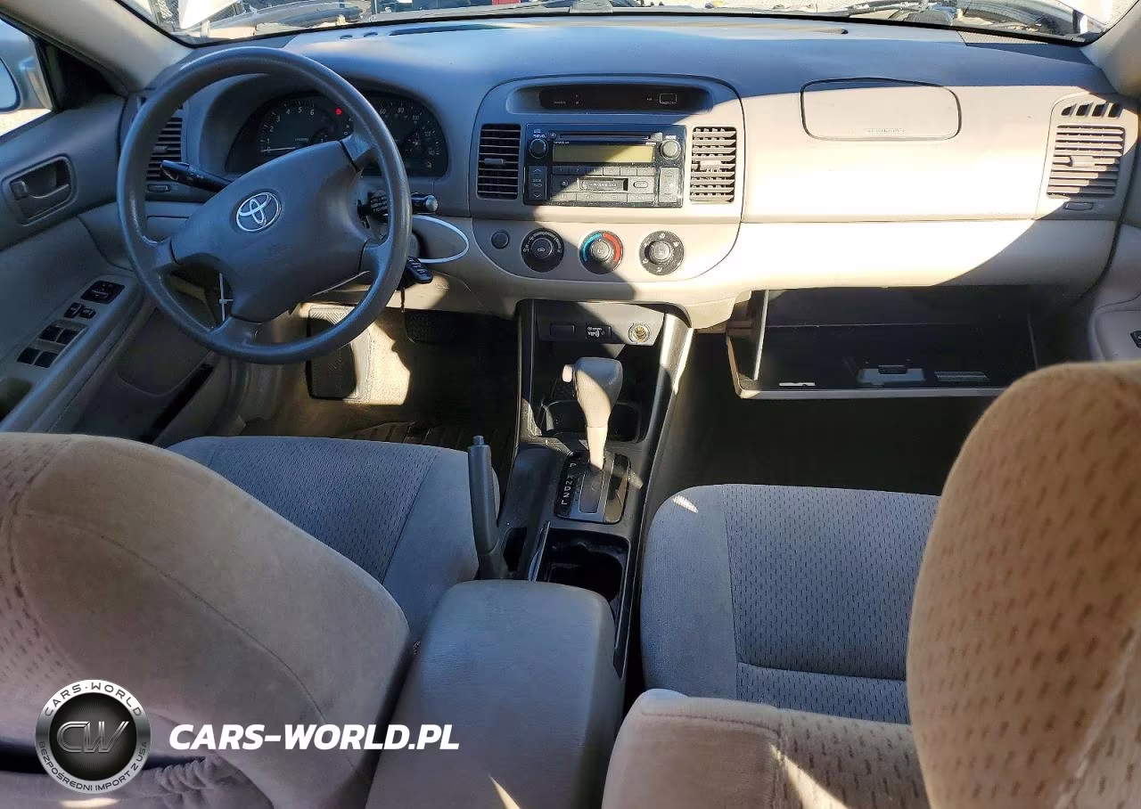 2004 Toyota Camry Le VIN:4T1BE32K34U820643 - 8