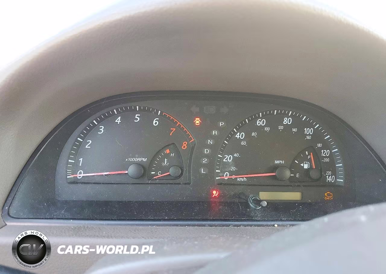 2004 Toyota Camry Le VIN:4T1BE32K34U820643 - 9