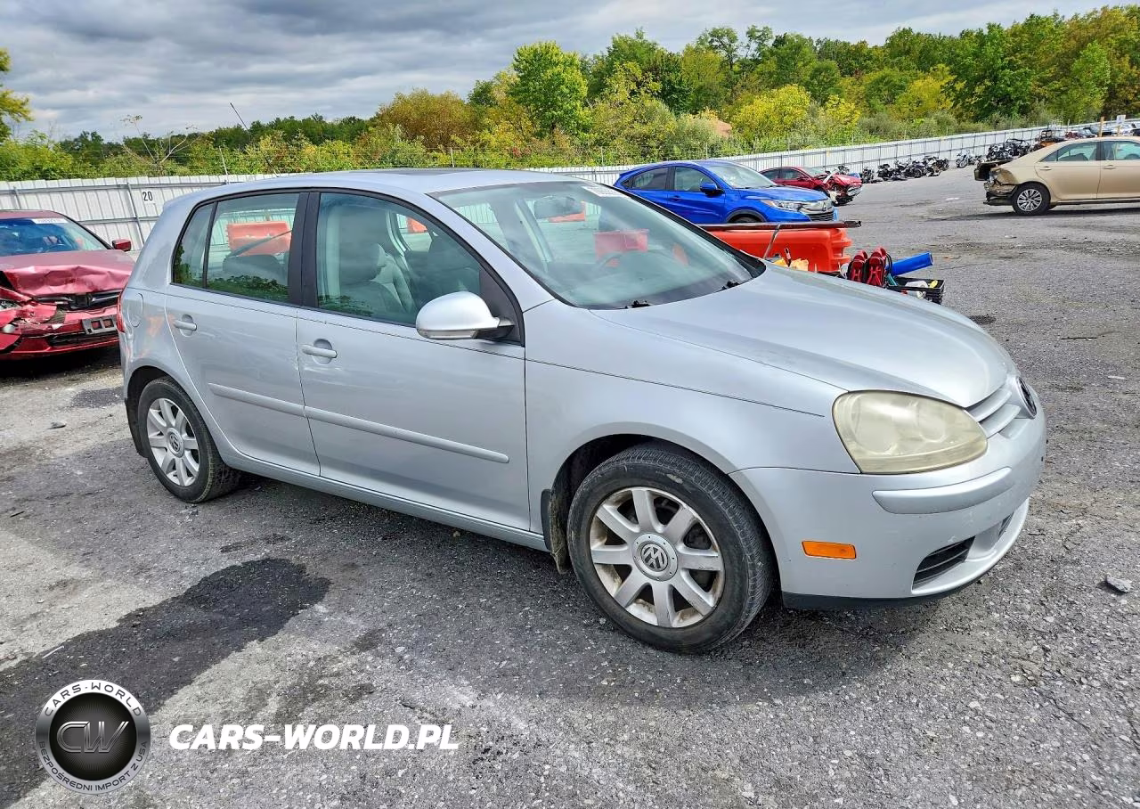 2007 Volkswagen Rabbit Deluxe VIN:WVWDR71K47W166559 - 4