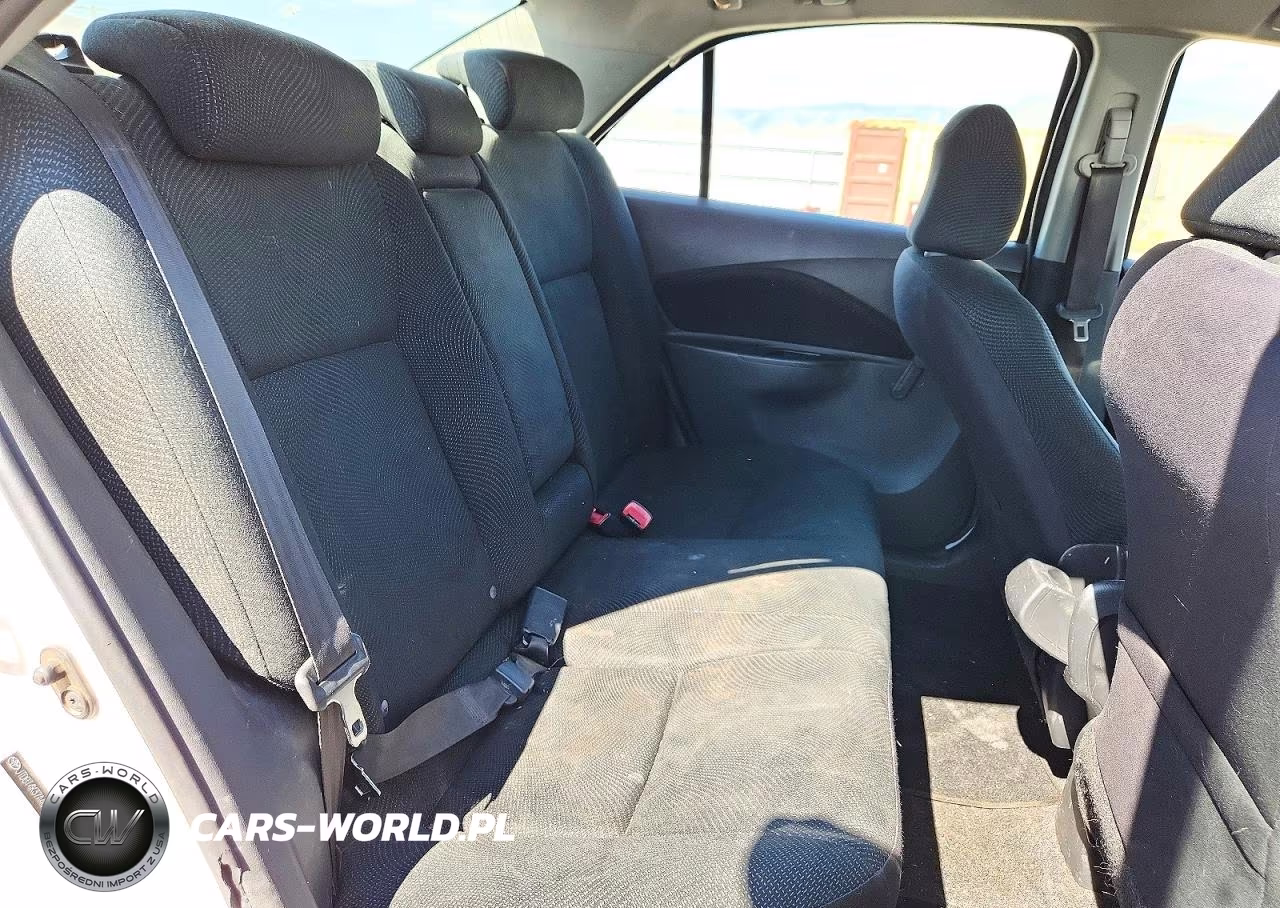 2010 Toyota Yaris Base VIN:JTDBT4K37A4067722 - 10