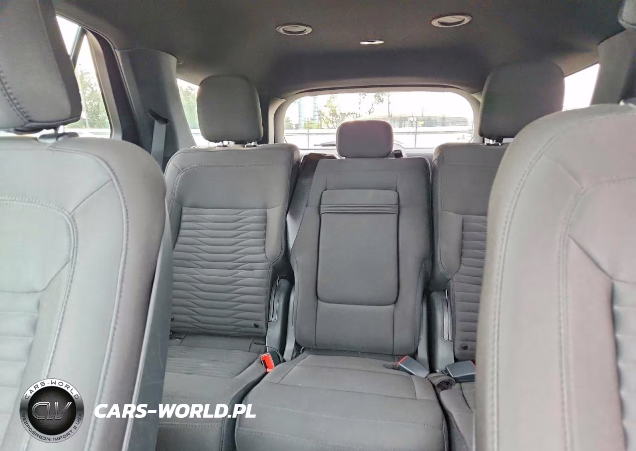 2020 Ford Explorer Xlt VIN:1FMSK8DH6LGB72381 - 10