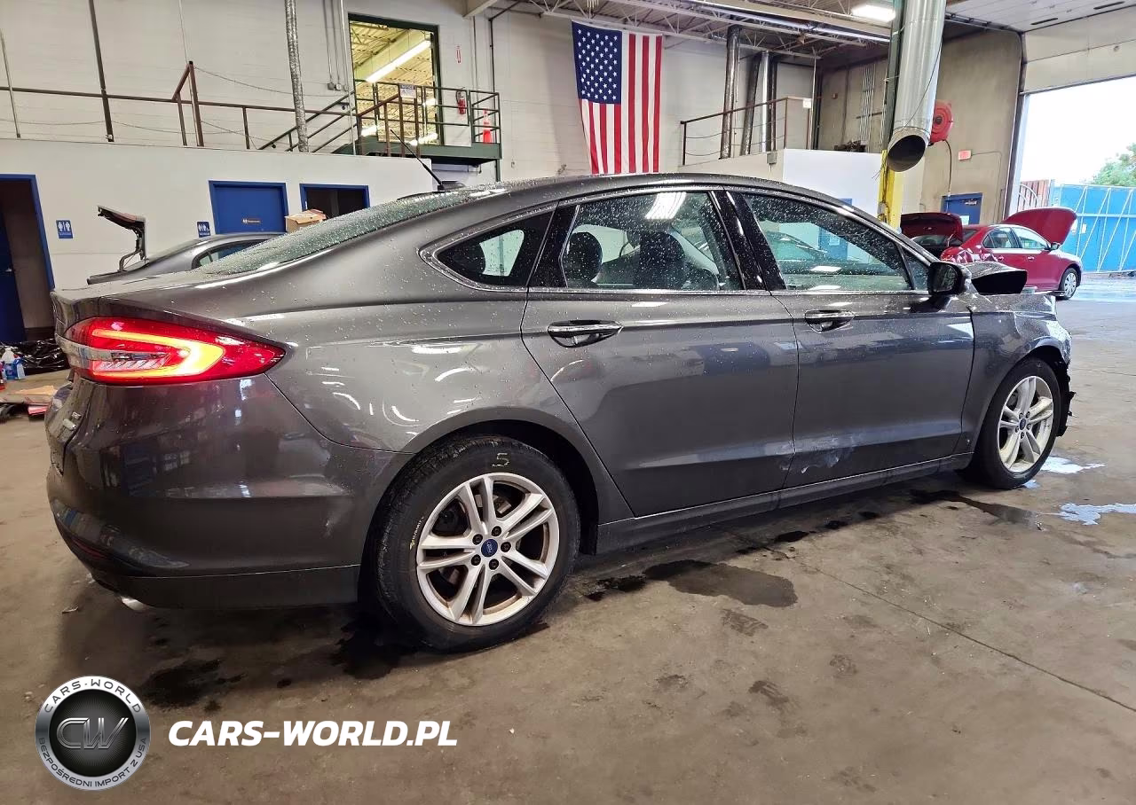 2018 Ford Fusion Se VIN:3FA6P0HD6JR211529 - 3