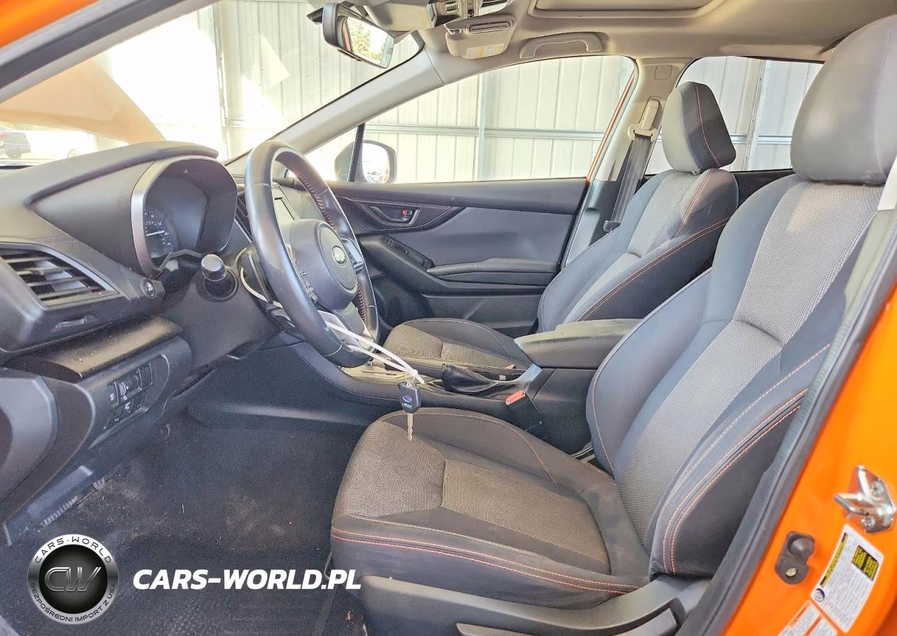 2018 Subaru Crosstrek Premium VIN:JF2GTADC3J8219054 - 7