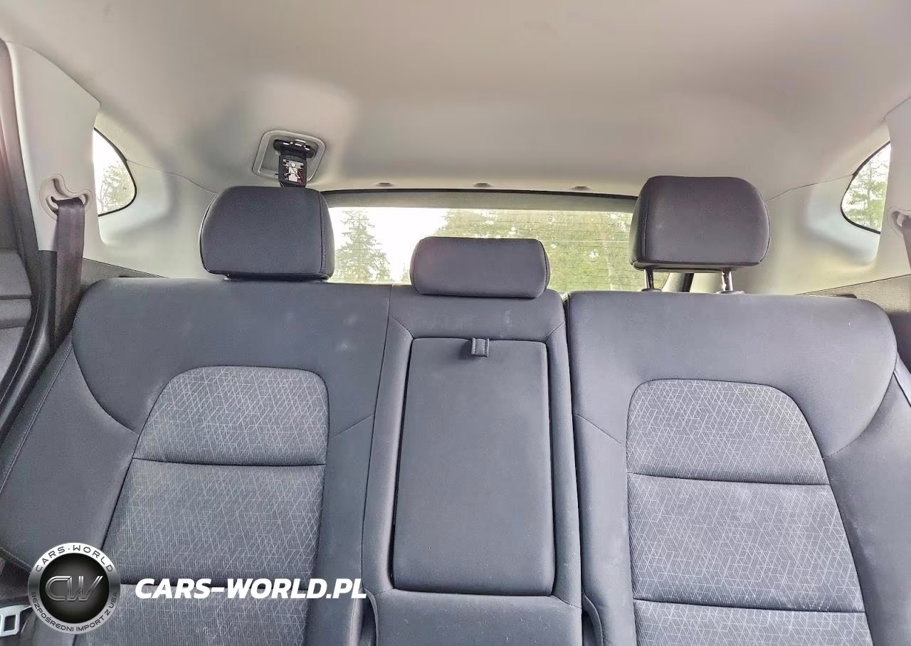2016 Hyundai Tucson Se VIN:KM8J33A4XGU198471 - 10