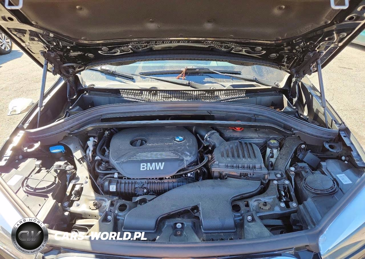 2018 BMW X1 xDrive28I VIN:WBXHT3C31J5K24662 - 12