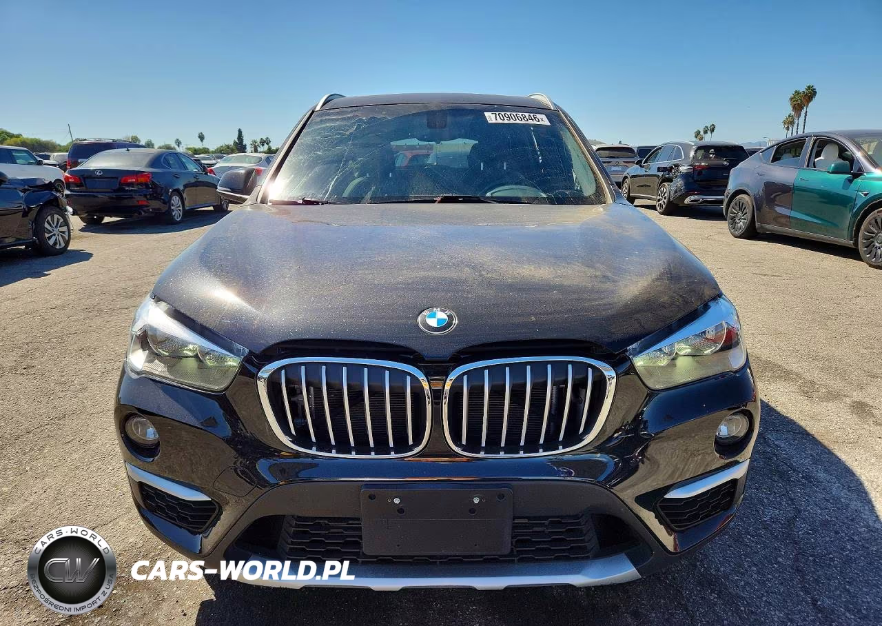 2018 BMW X1 xDrive28I VIN:WBXHT3C31J5K24662 - 5