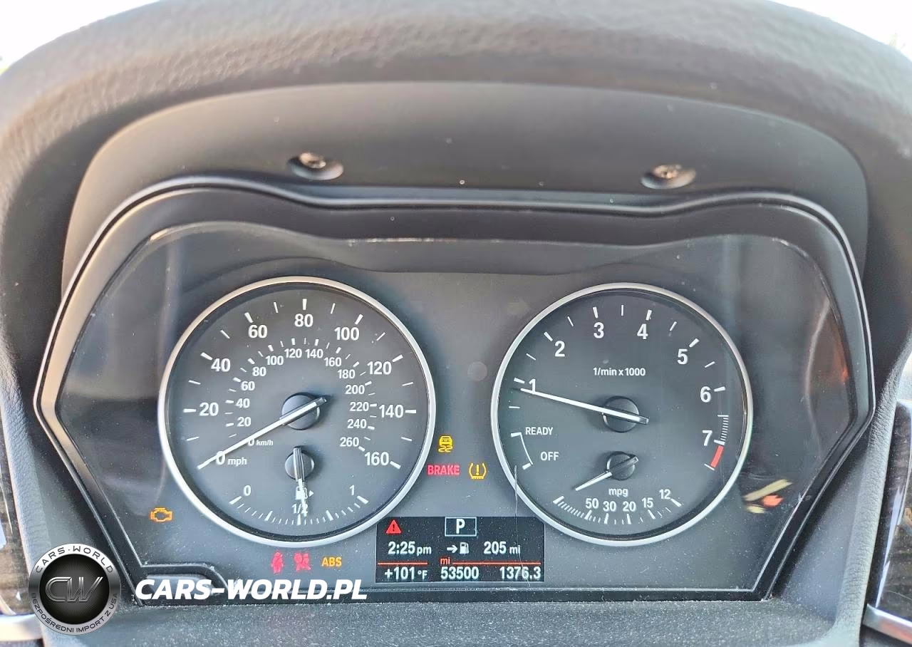 2018 BMW X1 xDrive28I VIN:WBXHT3C31J5K24662 - 9