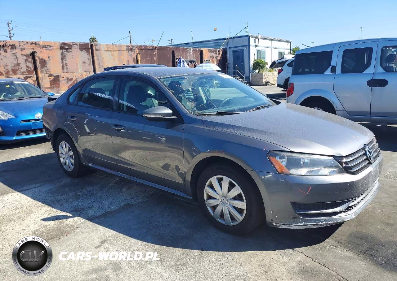 2012 Volkswagen Passat S VIN:1VWAP7A32CC032479 - 4