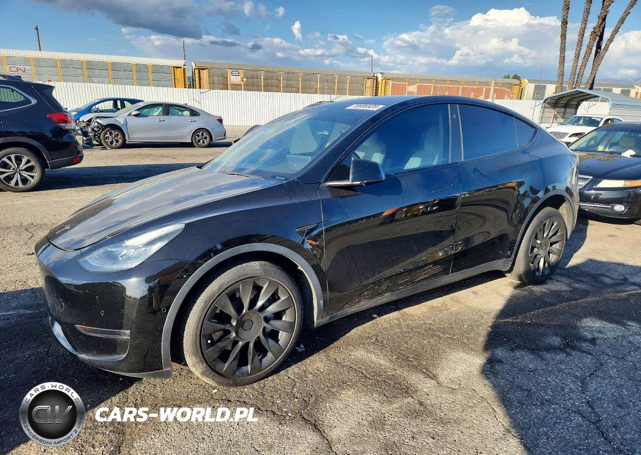 2022 Tesla Model Y VIN:7SAYGDEE9NF416831 - 1
