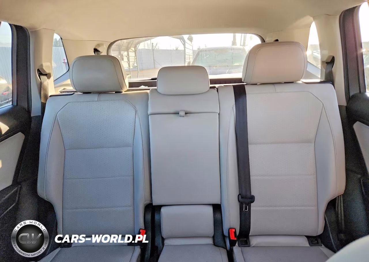 2019 Volkswagen Tiguan Se VIN:3VV3B7AX8KM200721 - 10