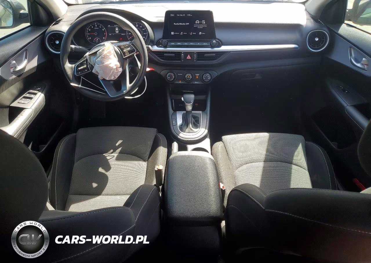 2024 Kia Forte Lxs VIN:3KPF24AD3RE800129 - 8