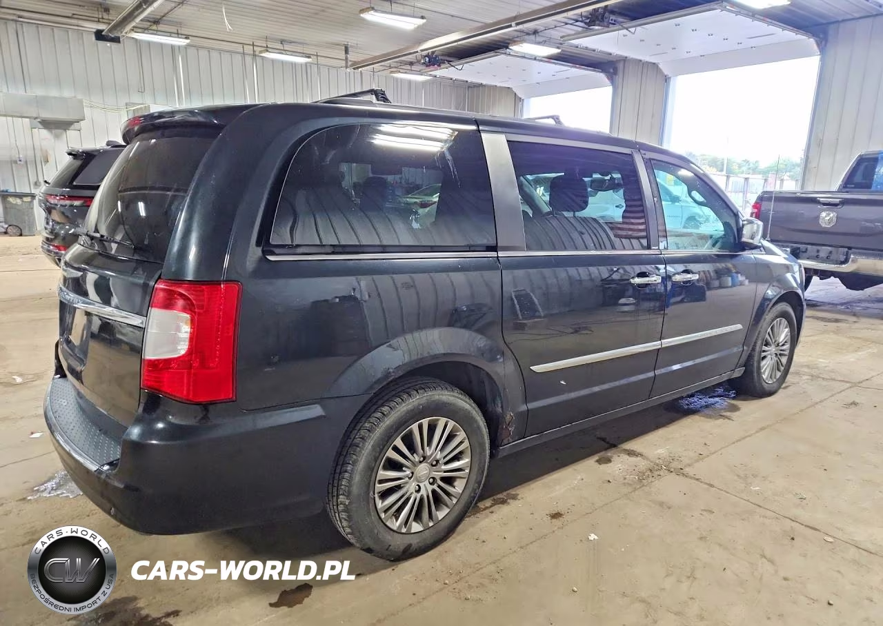 2014 Chrysler Town & Country Touring L VIN:2C4RC1CG4ER171019 - 3