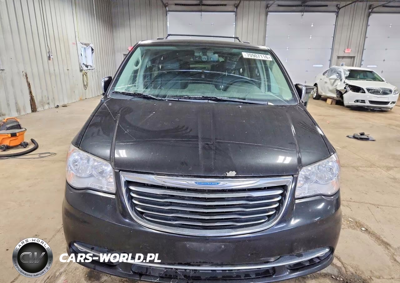 2014 Chrysler Town & Country Touring L VIN:2C4RC1CG4ER171019 - 5