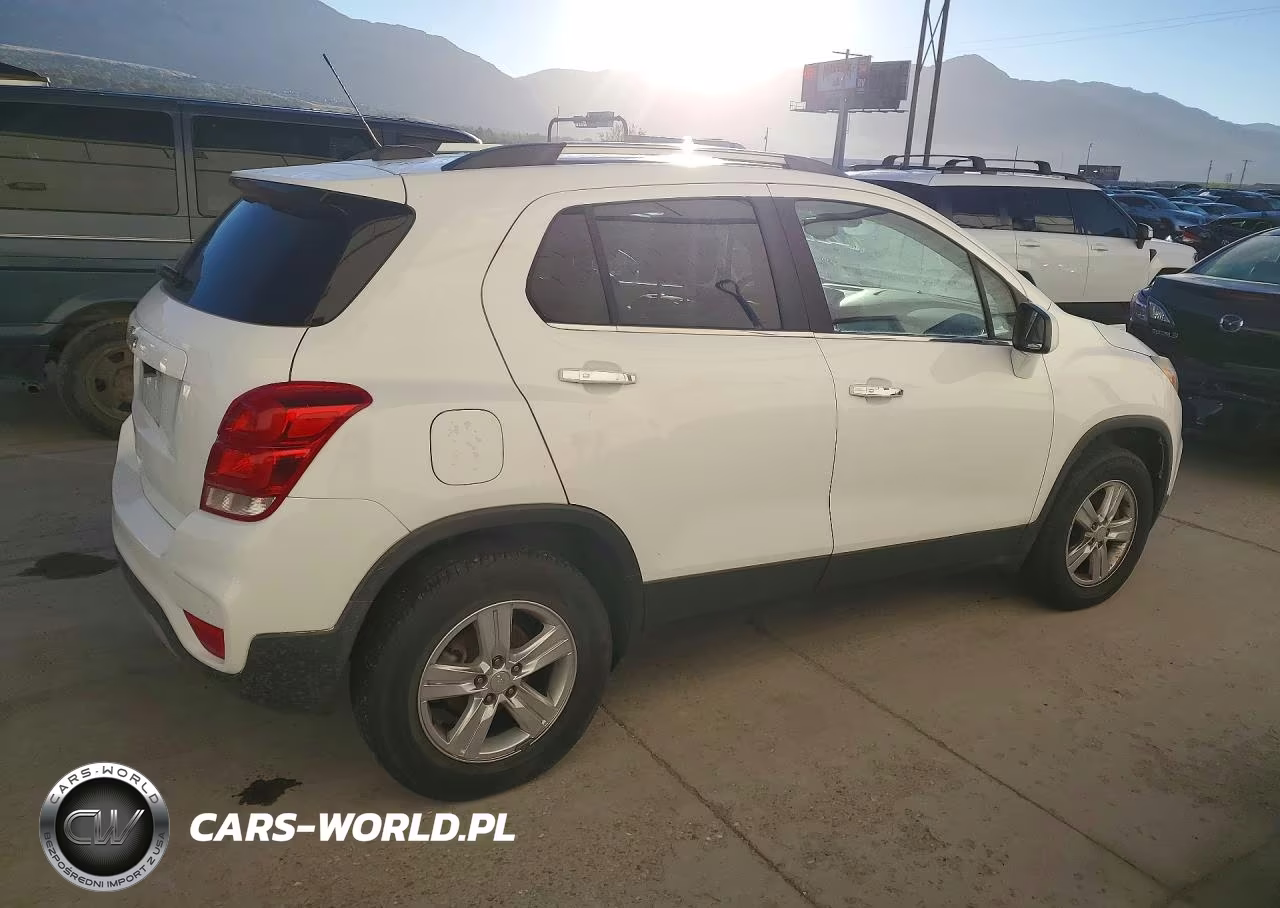 2018 Chevrolet Trax 1Lt VIN:3GNCJPSBXJL271502 - 3