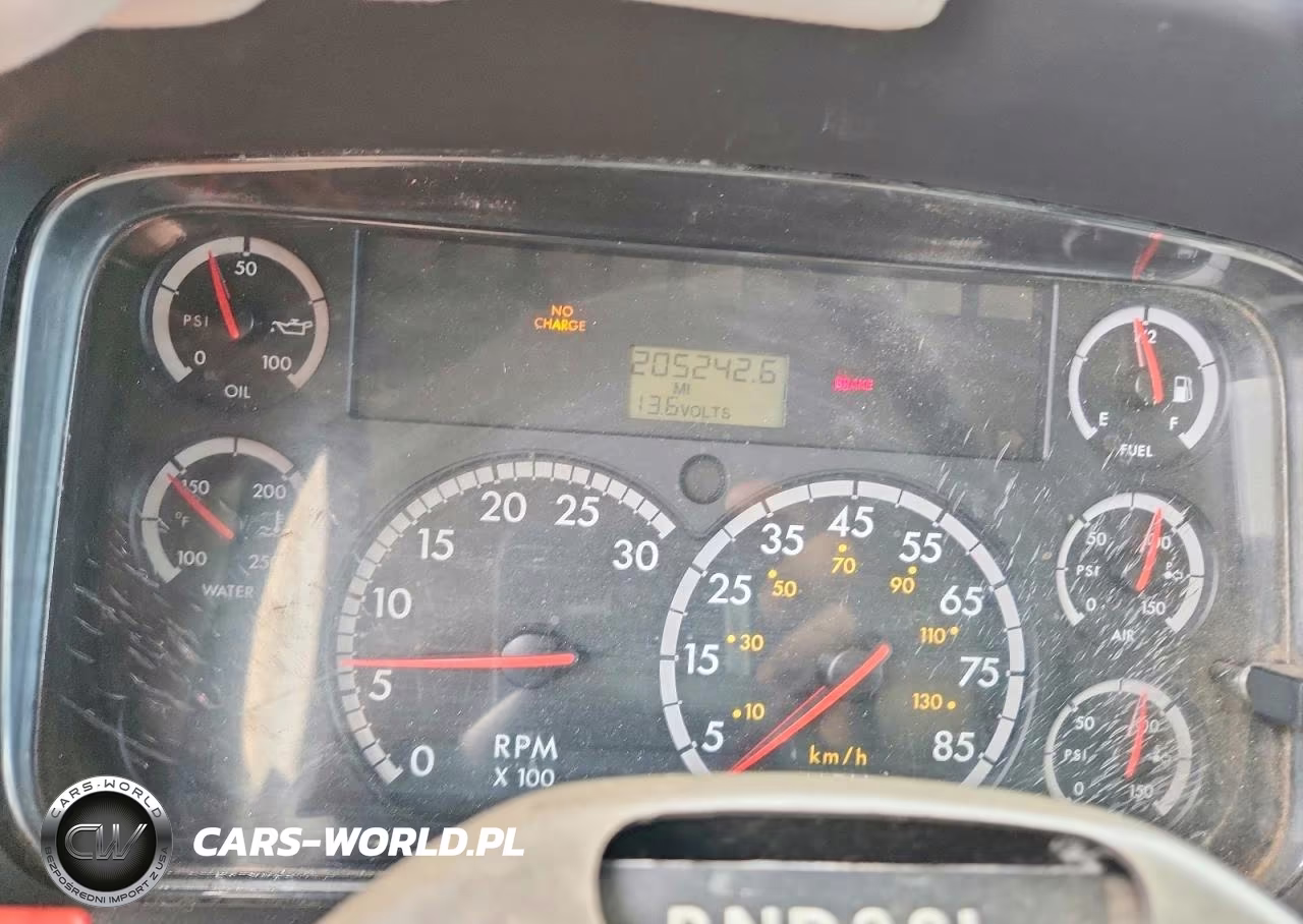 2005 Freightliner M2 106 Med VIN:1FVACXDC65DV17364 - 9