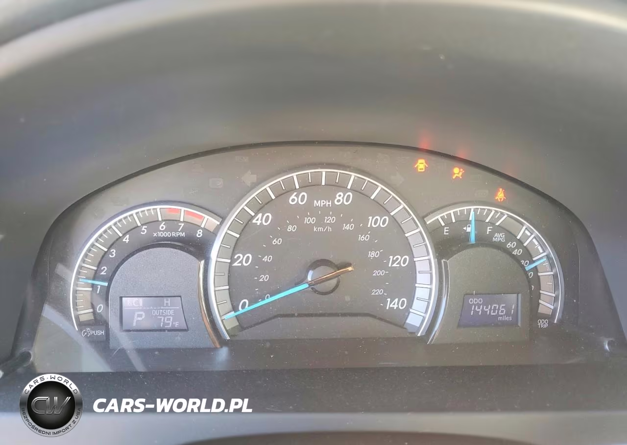 2014 Toyota Camry Se VIN:4T1BF1FK3EU763308 - 9