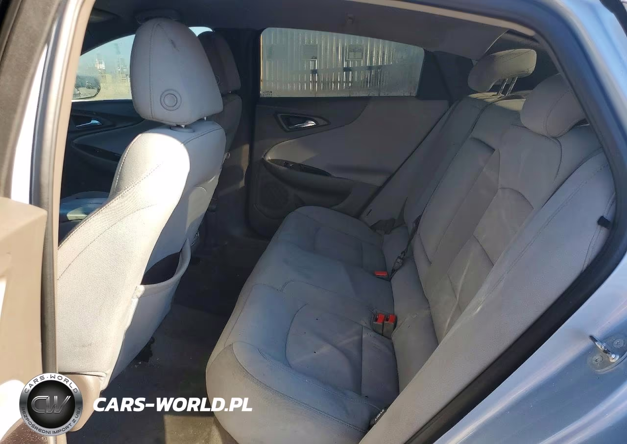 2018 Chevrolet Malibu Lt VIN:1G1ZD5STXJF202741 - 10