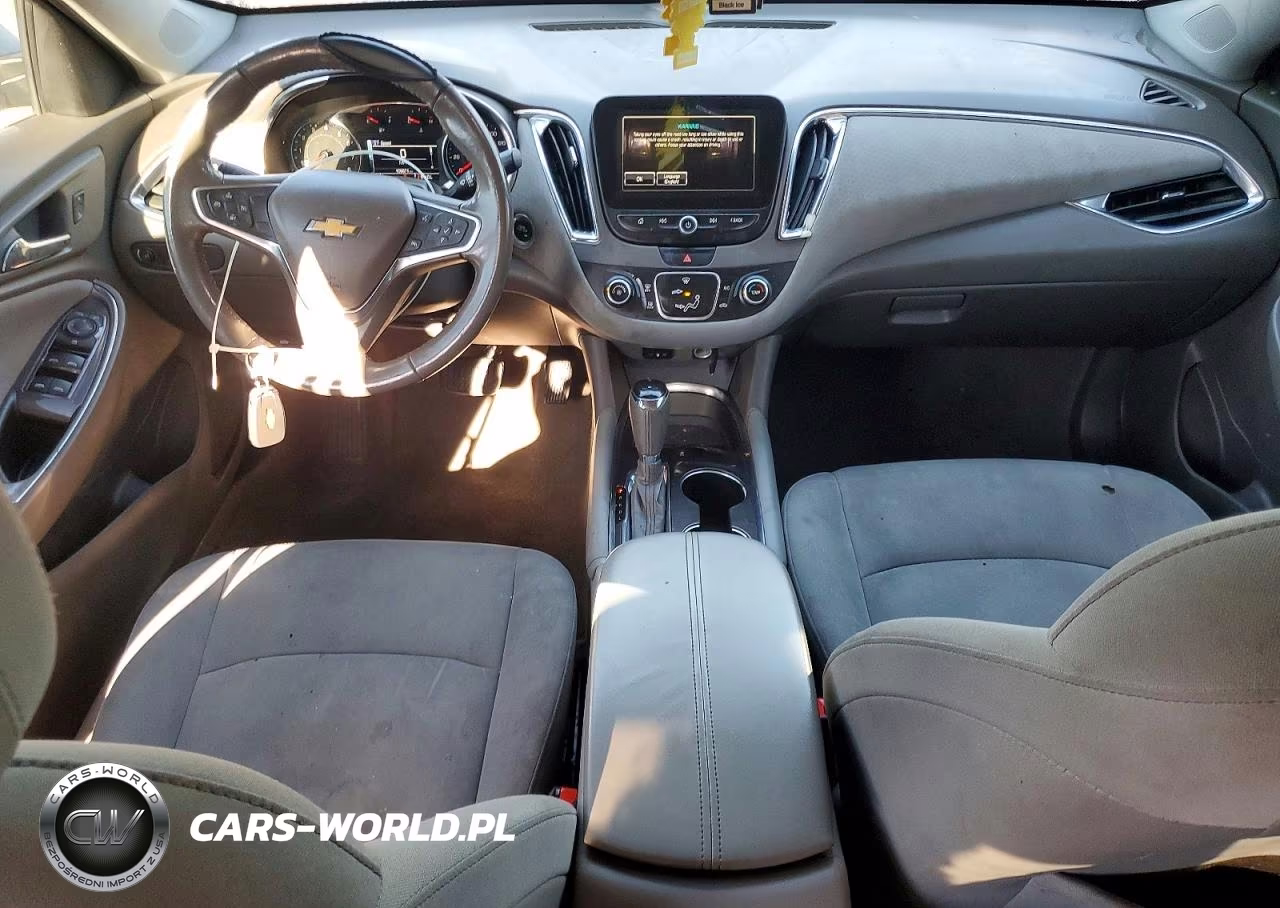 2018 Chevrolet Malibu Lt VIN:1G1ZD5STXJF202741 - 8