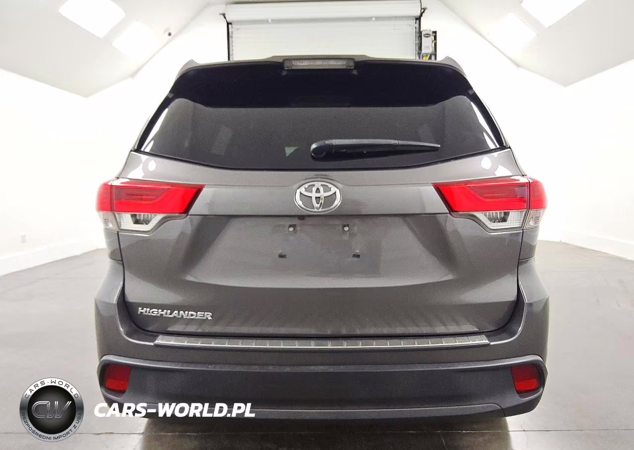 2017 Toyota Highlander Le VIN:5TDZARFHXHS032310 - 6