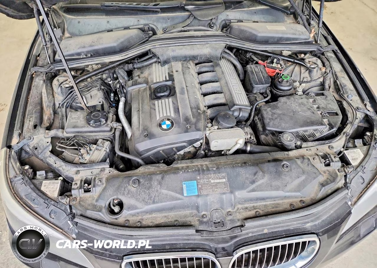 2010 BMW 528I xDrive VIN:WBANV1C51AC388826 - 11