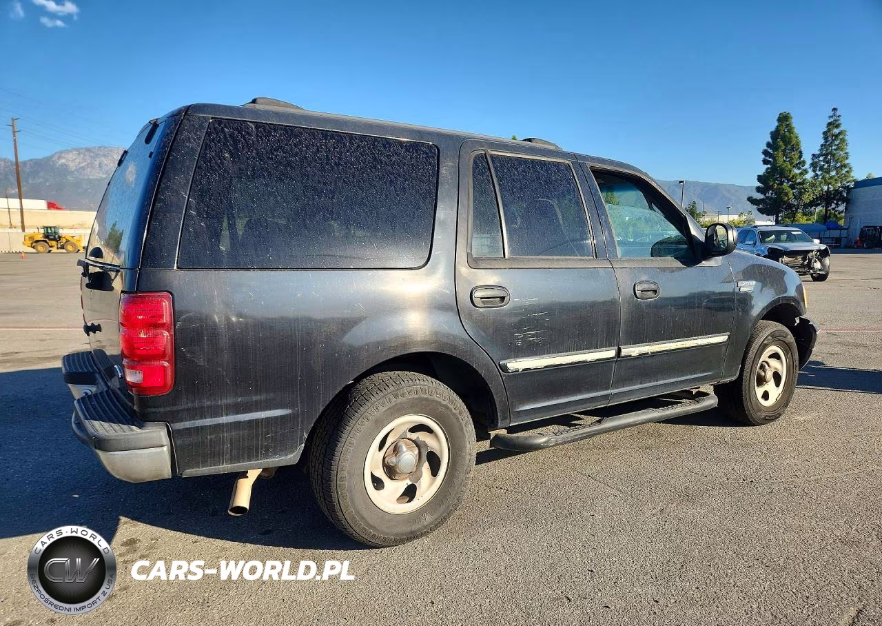 2002 Ford Expedition Xlt VIN:1FMRU15W52LA04928 - 3