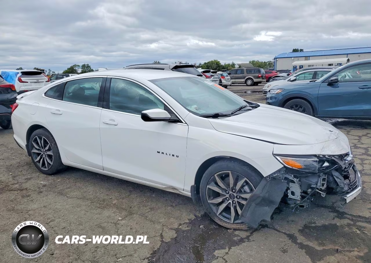 2022 Chevrolet Malibu Rs VIN:1G1ZG5ST9NF195388 - 4