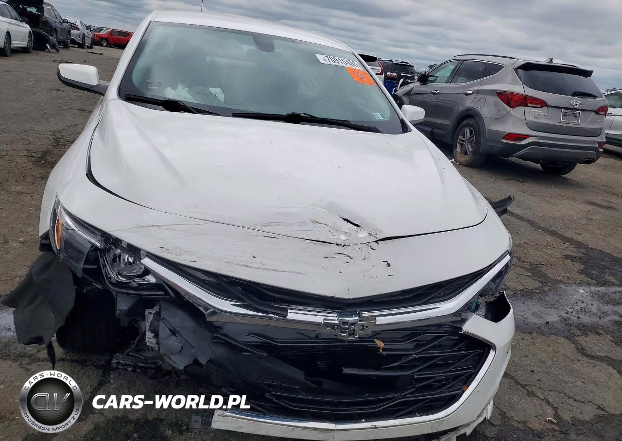 2022 Chevrolet Malibu Rs VIN:1G1ZG5ST9NF195388 - 5