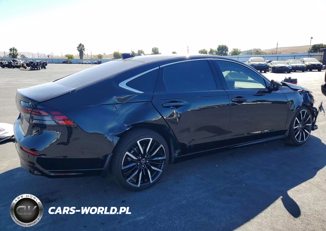 2025 Honda Accord Touring Hybrid VIN:1HGCY2F85SA093062 - 3