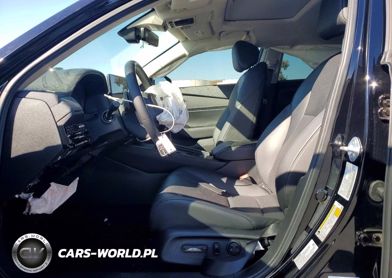 2025 Honda Accord Touring Hybrid VIN:1HGCY2F85SA093062 - 7