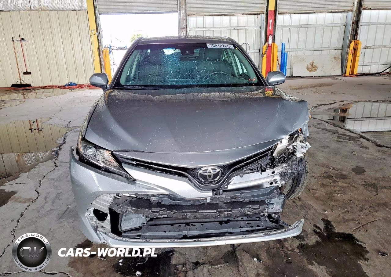 2019 Toyota Camry Le VIN:4T1B11HK4KU770775 - 5