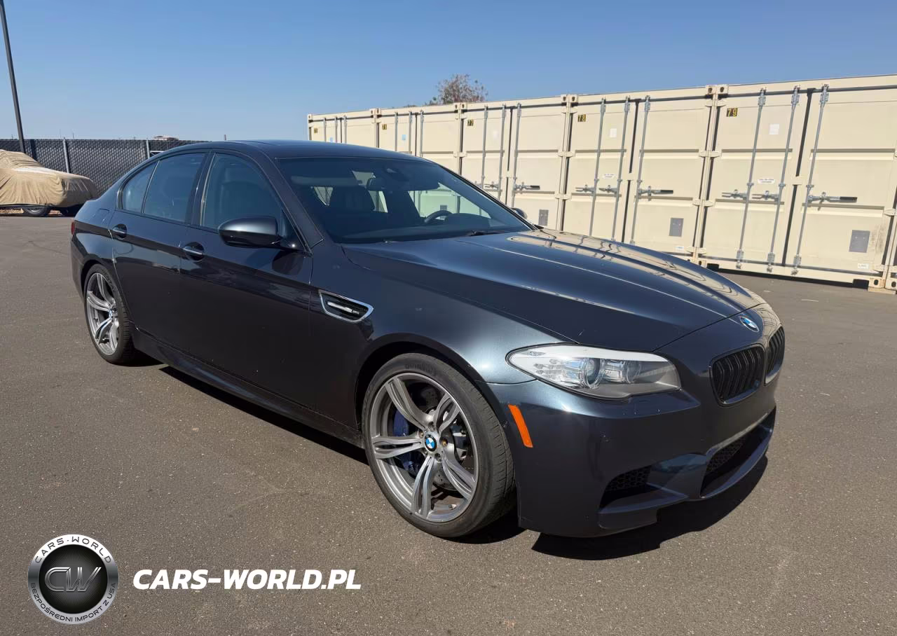 2013 BMW M5